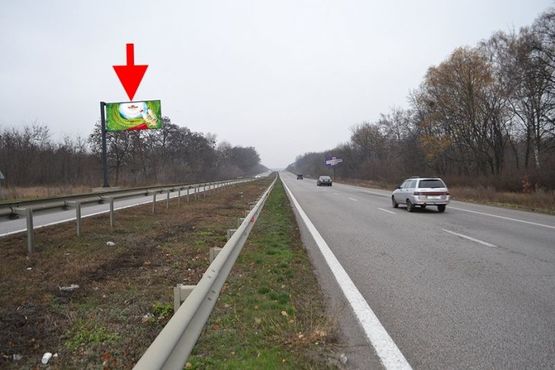 Фото рекламной плоскости по адресу Трасса Киев-Харьков-464 км-пос. Коротыч-ул. Киевская-  в ст. Люботина