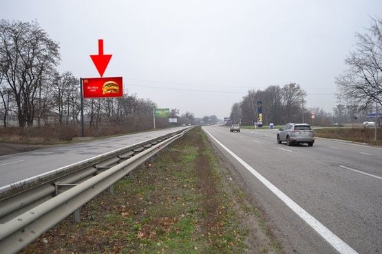 Фото рекламной плоскости по адресу Трасса Киев-Харьков-465 км-пос. Коротыч возле АЗС GLUSCO -  в ст. Люботина