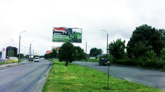 Фото рекламної площини за адресою Карпенко-Карого ул., (около "Митсубиси")