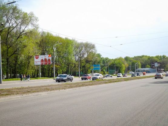 Фото рекламной плоскости по адресу пр-т. Богдана Хмельницького – парк Б. Хмельницького/ул. Г. Сталинграда – парк Б. Хмельницкого, развилка, поток к ТЦ Дафи, к ТЦ Апполо