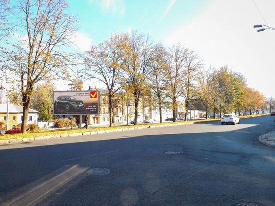 Фото рекламной плоскости по адресу вул. Святослава Хороброго – вул. Ушинського/ул. Чкалова – ул. Ушинского