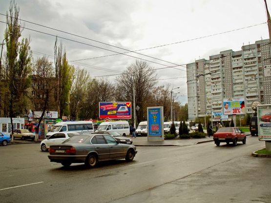 Фото рекламной плоскости по адресу пр-т. Гагаріна, 175, кафе "Чашка"/пр. Гагарина, 175, кафе Чашка, МакДональдс, ТЦ Дафи, Мультиплекс