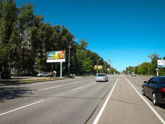 Фото рекламної площини за адресою вул. Наб. Перемоги, 78, (супермаркет "Європа")/ул. Наб. Победы, 78, (супермаркет "Европа")