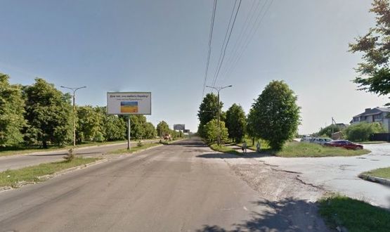 Фото рекламной плоскости по адресу Ершова ул., 54 (разделитель)