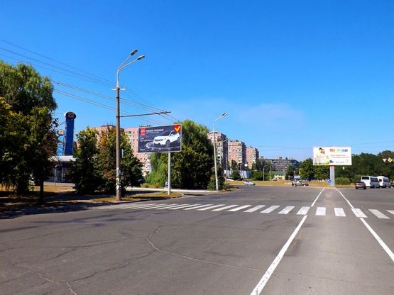 Фото рекламной плоскости по адресу ж/м Перемога, магазин "Білла", коло/ж/м Победа, магазин "Билла", круг