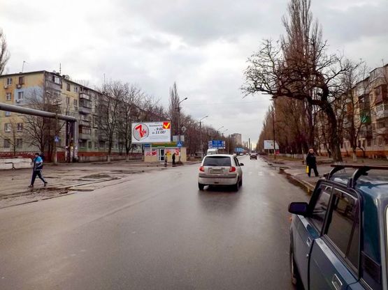 Фото рекламної площини за адресою пр-т. Петра Калнишевського - вул. Батумська, ринок "Северный"/ул. Косиора - ул. Батумская, рынок "Северный"