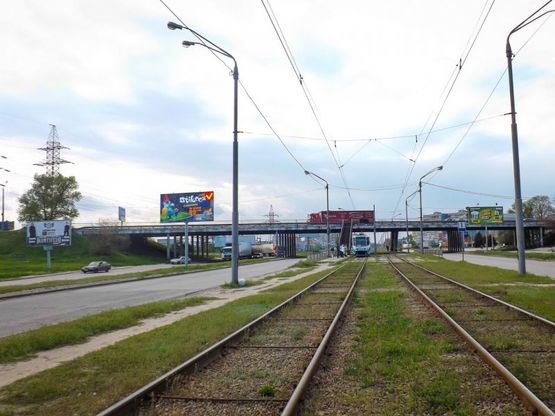 Фото рекламної площини за адресою Донецьке шосе - перед автосалоном "Сетаб"/Донецкое шоссе - перед автосалоном "Сетаб", виадук с ул.Передовой, поток движения к Кайдакскому мосту