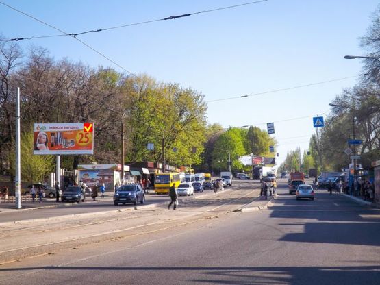 Фото рекламной плоскости по адресу пр-т. Івана Мазепи - вул. Киїська, ринок /пр. Петровского - ул. Киевская, рынок