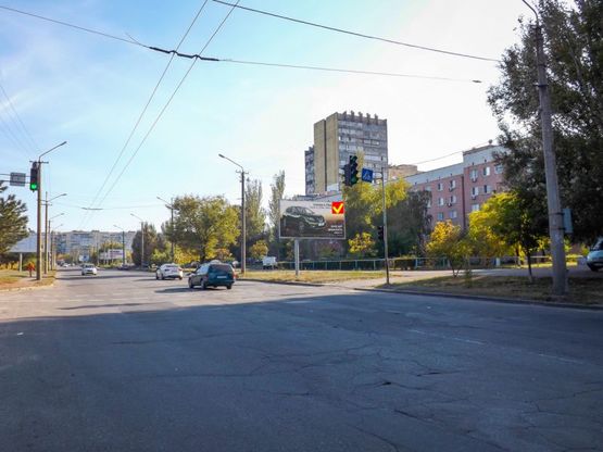 Фото рекламной плоскости по адресу вул. Наб. Перемоги, 120/ул. Наб. Победы, 120, МакДональдс, пляжи, супермаркет, клуб английского языка БигБен