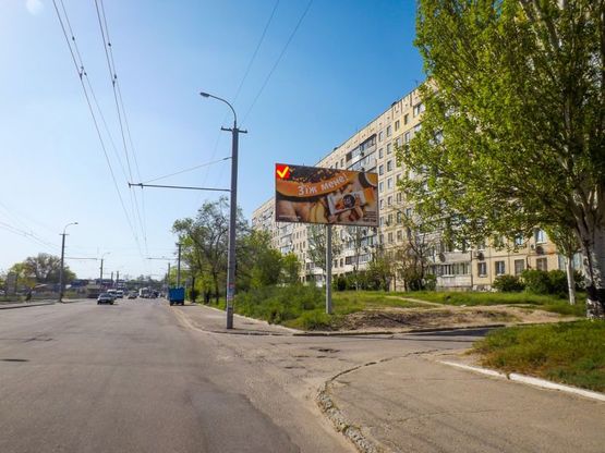 Фото рекламної площини за адресою вул. Калинова, 102/ул. Калиновая, 102