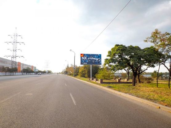 Фото рекламной плоскости по адресу вул. Наб. Заводська, перед кафе "Смак", з центру/ул. Наб. Заводская, перед кафе "Смак", из центра