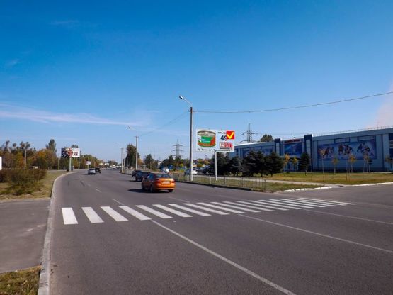 Фото рекламной плоскости по адресу вул. Наб. Заводська - "Льодова арена", в центр/ул. Наб. Заводская - Ледовая арена, в центр