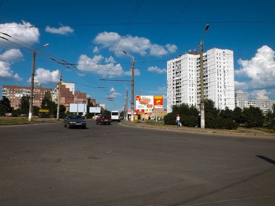 Фото рекламной плоскости по адресу пр-т. Миру - вул. Щербіни/пр. Мира - ул. Щербины, магазин "Фуршет", перед ТЦ Караван