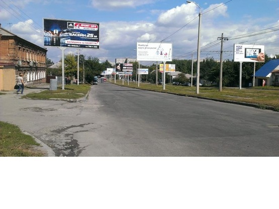Фото рекламної площини за адресою вул.Робоча (перехрестя з вул.Кавалерійська)/ул.Рабочая (перекресток с ул.Кавалерийская)