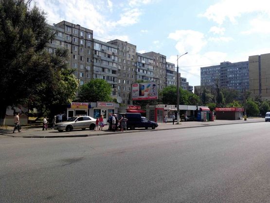 Фото рекламной плоскости по адресу вул.Малиновського, 34/ул.Малиновского, 34, рядом Центральный мост, ТЦ Вавилон, супермаркет Фоззи