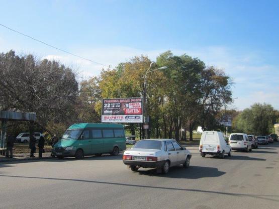Фото рекламної площини за адресою вул.Криворожська, 107/ул.Криворожская, 107, поток движения к ул.Киевская