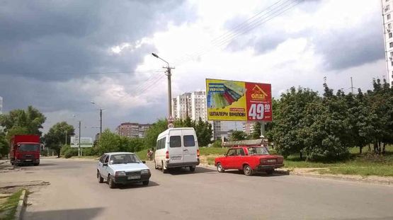 Фото рекламної площини за адресою пр.Миру, 119/пр.Мира, 119, рядом ТЦ Караван