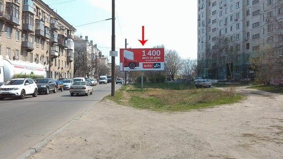 Фото рекламной плоскости по адресу пр. Мануйлівський, навпроти дому №5, в бік Нового моста, до центру/пр. Воронцова, напротив дома №5, в сторону Нового моста, в центр