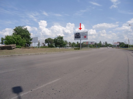 Фото рекламной плоскости по адресу вул. Набережна Заводська, 55, до центру/ул.Набережная Заводская, 55, в центр