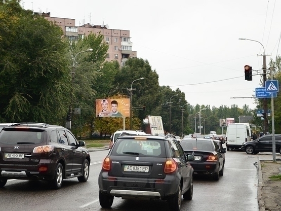 Фото рекламной плоскости по адресу вул. Космічна ТЦ Білла, рух до Набережної Перемоги/ул. Космическая ТЦ Билла, движение к Запорожскому шоссе