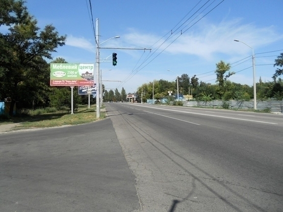 Фото рекламной плоскости по адресу вул. Запорізьке шосе, 74, в'їзд в місто, світлофор/ул. Запорожское шоссе, 74, въезд в город, светофор