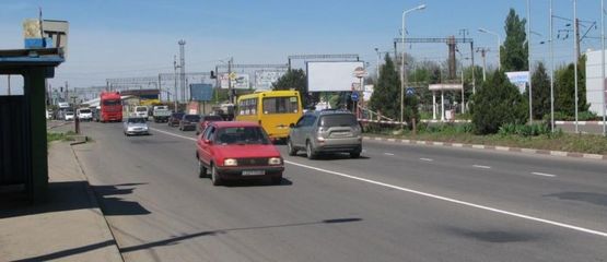 Фото рекламной плоскости по адресу ул.Промышленная, заправка "Аmic", №05-А