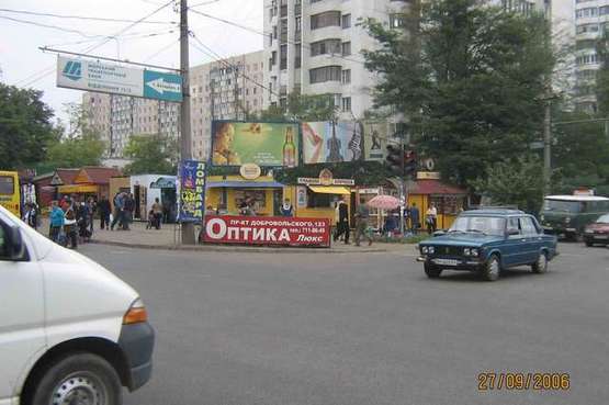 Фото рекламної площини за адресою пр-т Добровольского - ул. Бочарова (правый)