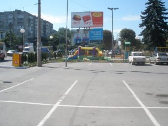 Фото рекламной плоскости по адресу Вовчинецька СМ "555" (нижній), METRO