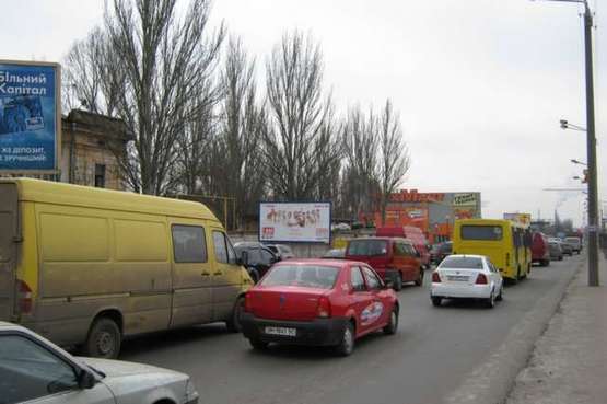 Фото рекламної площини за адресою ул. Атамана Головатого, 102