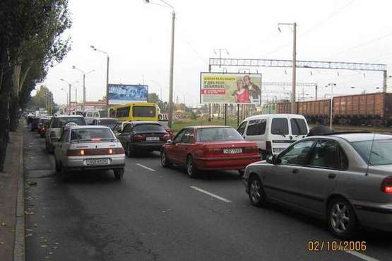 Фото рекламної площини за адресою ул. Атамана Головатого, 98 ("Тотус")