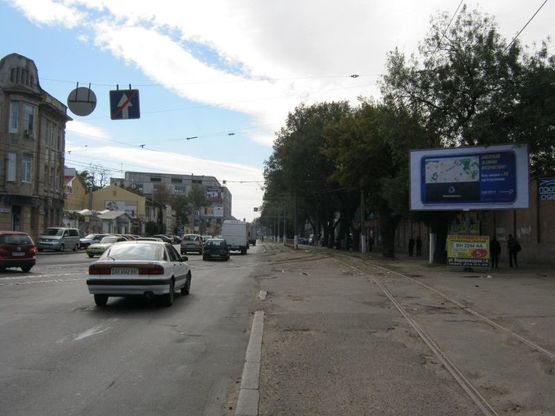 Фото рекламної площини за адресою ул. Водопроводная - Старосенная площадь