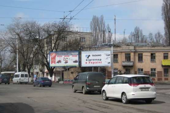 Фото рекламной плоскости по адресу ул. Мельницкая - ул. Стуса