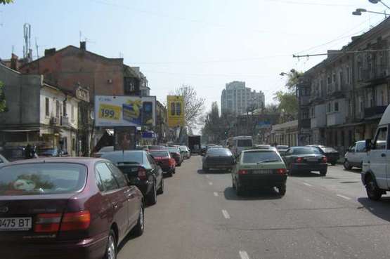 Фото рекламной плоскости по адресу ул. М. Арнаутская - пер. Книжный