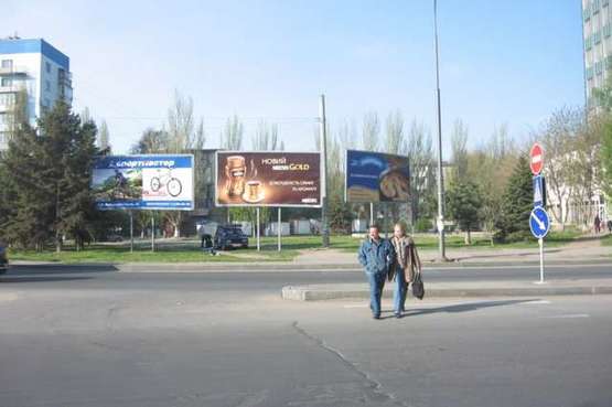 Фото рекламной плоскости по адресу пл. Независимости - ул. Щорса (правый)