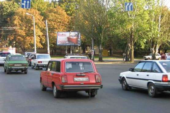 Фото рекламної площини за адресою пл. Независимости - ул. Филатова