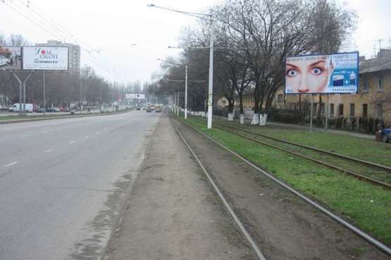 Фото рекламной плоскости по адресу Люстдорфская дор. (между пл. Толбухина и 3-й ст.)
