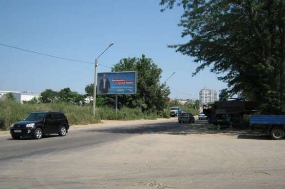 Фото рекламної площини за адресою ул. Академика Вильямса, 82 (возле Метро)