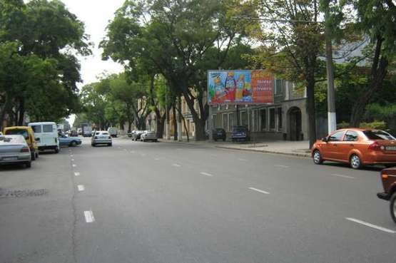 Фото рекламной плоскости по адресу ул. Б. Арнаутская - ул. Заславского