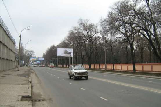 Фото рекламної площини за адресою Люстдорфская дор. - пер. Безымяный