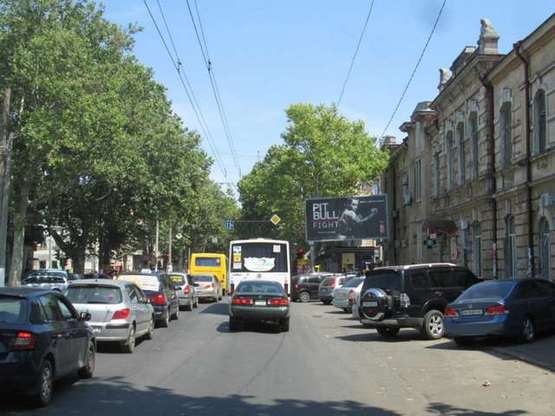 Фото рекламної площини за адресою ул. Б.Хмельницкого - ул.Мясоедовская (больница № 1)