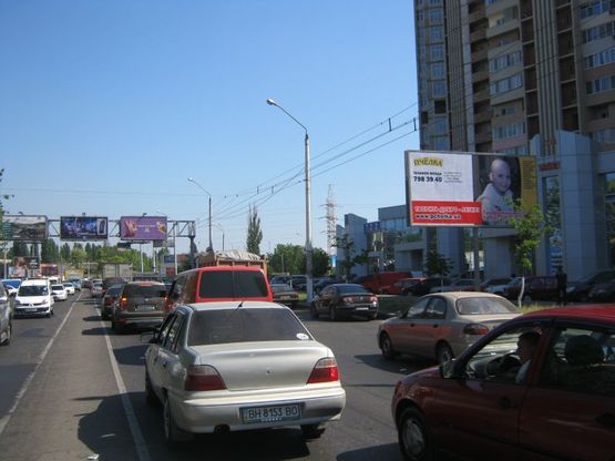 Фото рекламної площини за адресою проспект Маршала Жукова, 3-А