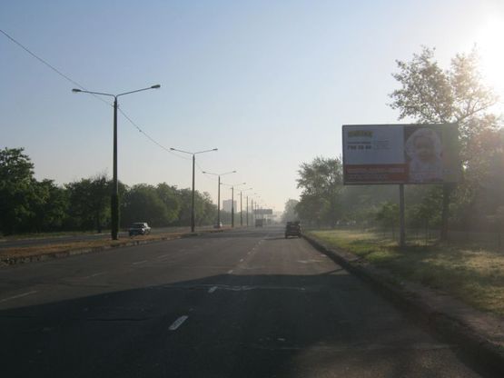 Фото рекламної площини за адресою Южная дорога, 11 (напротив)