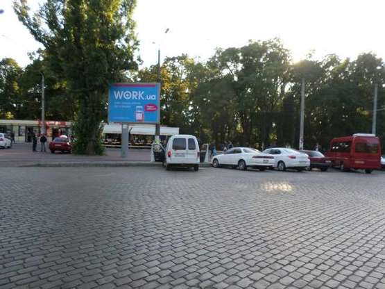 Фото рекламної площини за адресою Итальянский б-р - ул. Гимназическая (3*4)