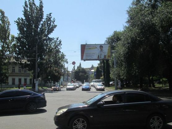 Фото рекламної площини за адресою ул. Мечникова, 102 (напротив)