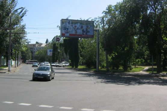 Фото рекламної площини за адресою ул. Мечникова, 102 (напротив)