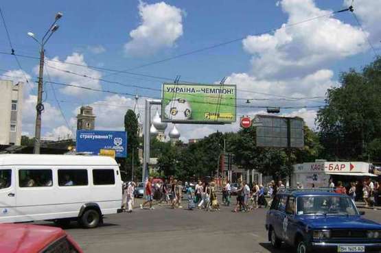 Фото рекламної площини за адресою Новощепной ряд - ул. Водопроводная (Гусак)