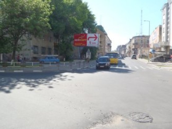 Фото рекламной плоскости по адресу Пилипа Орлика       центр