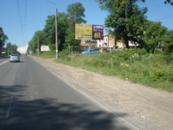 Фото рекламной плоскости по адресу Галицька     перед знаком Ів.-Франк. (правий)