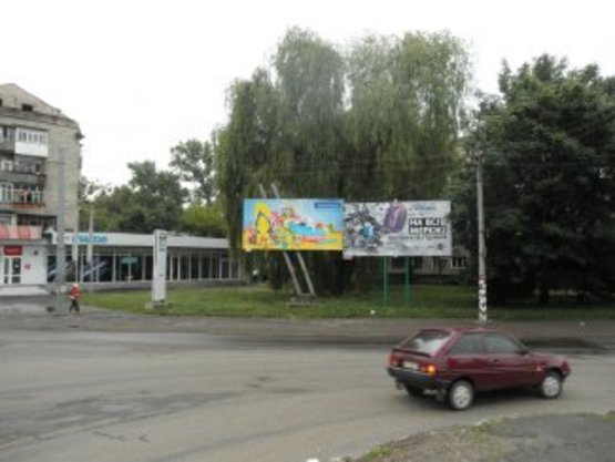 Фото рекламной плоскости по адресу Галицька ( міст )  в центр