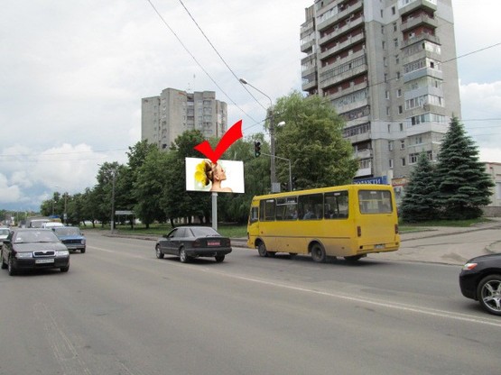 Фото рекламной плоскости по адресу вул.Пасічна 98-вул.Дж.Вашингтона